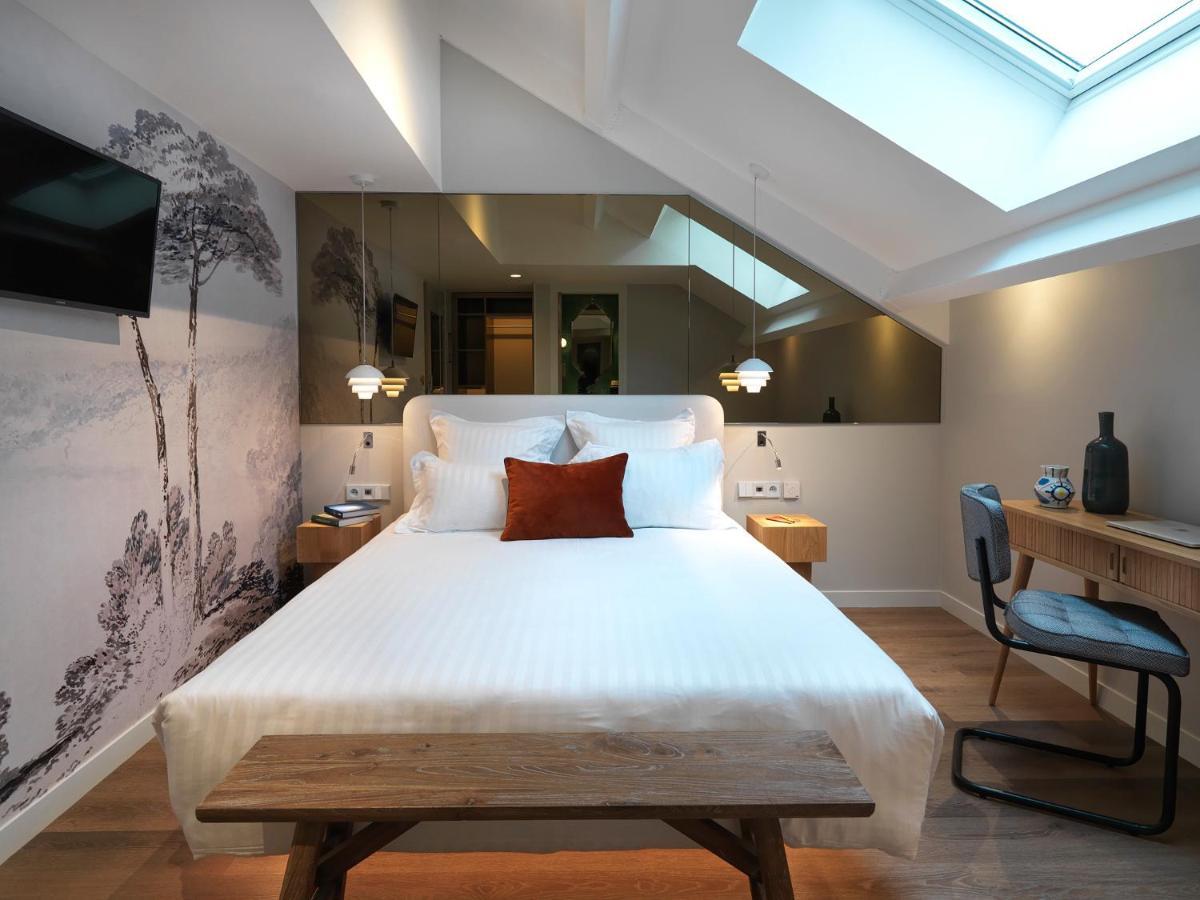 Double Room,1085262568:JPEG