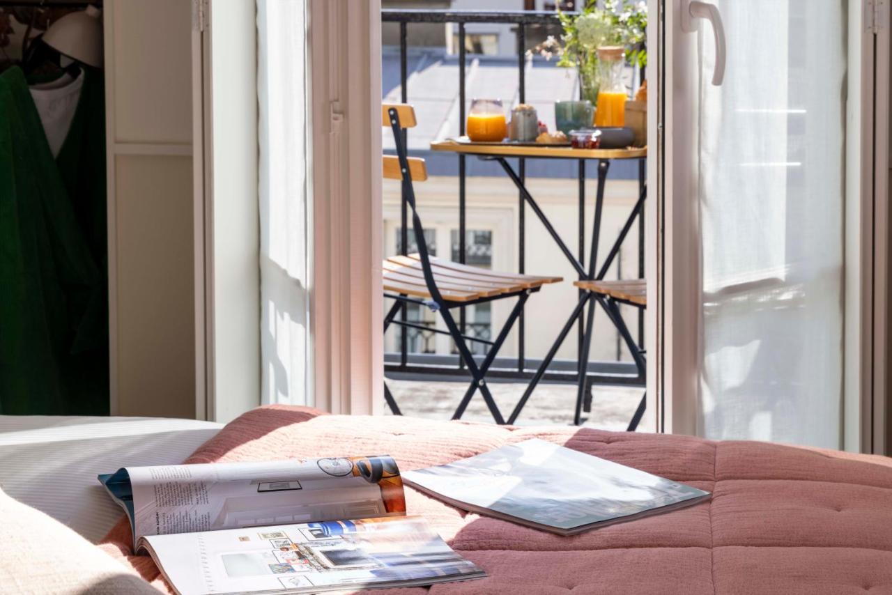 Very Bonne Chambre Balcony,1259705377:JPEG