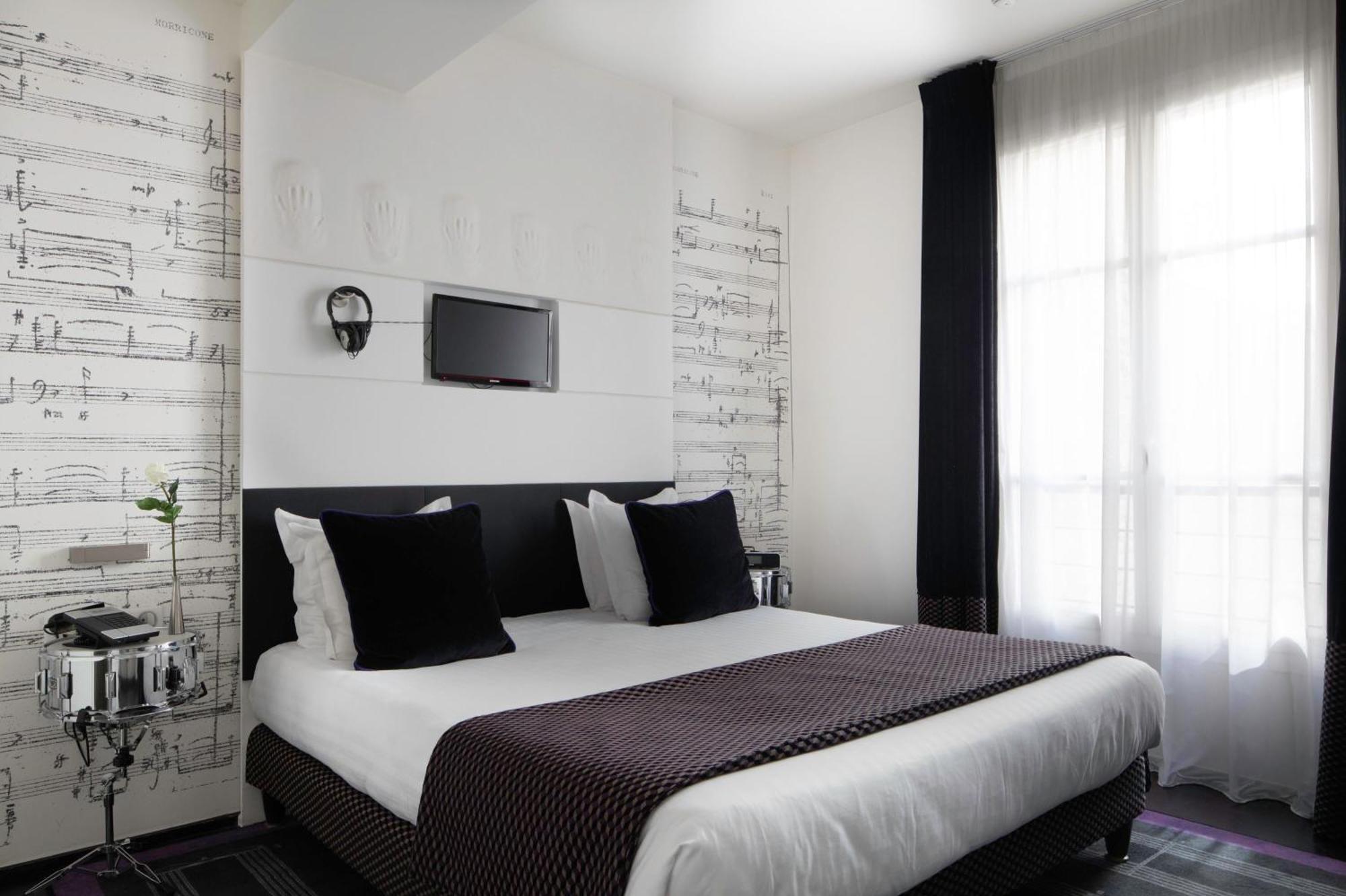 Family Room 2 Bedrooms