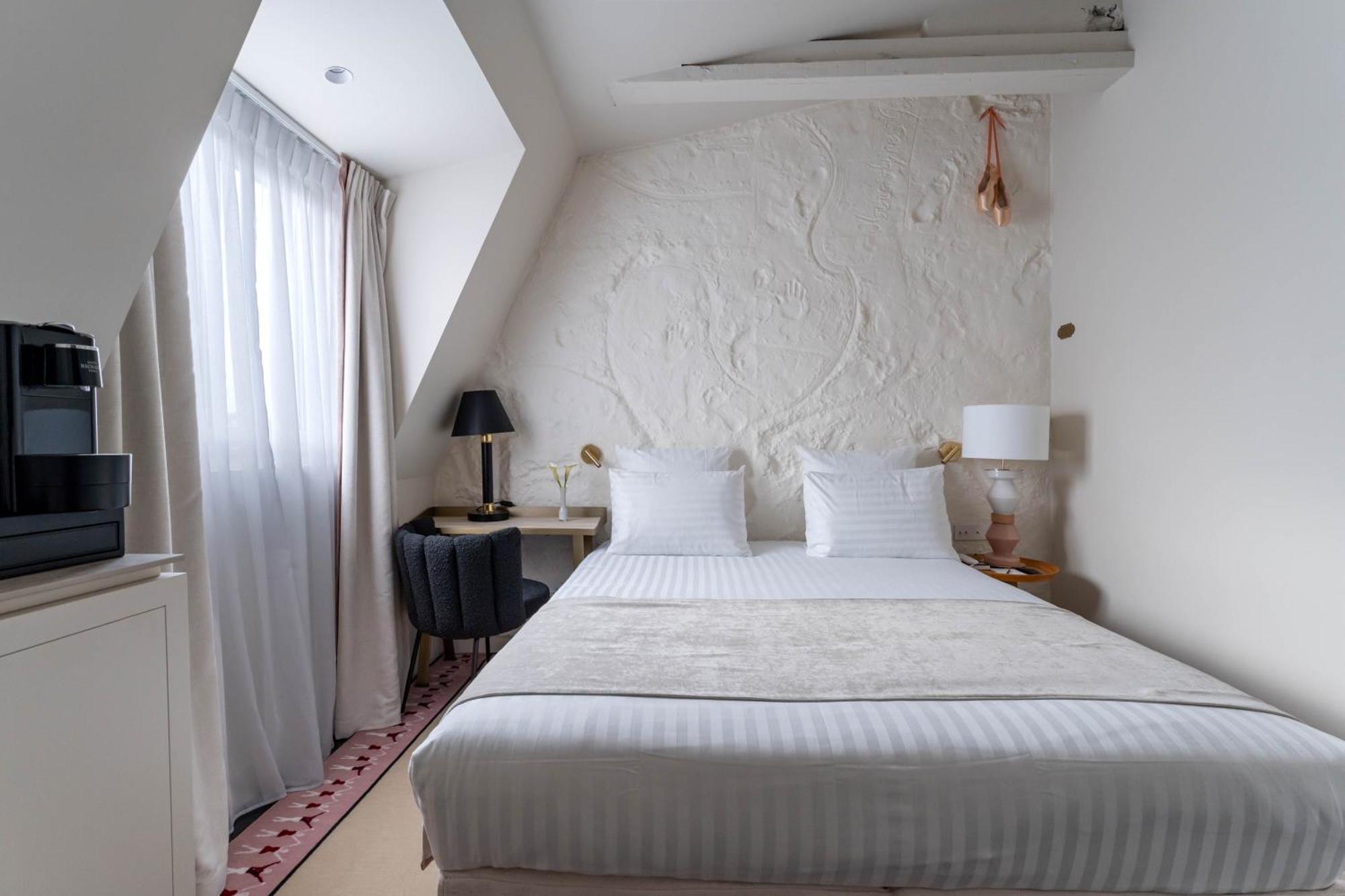 Single Room,1540813150:JPEG