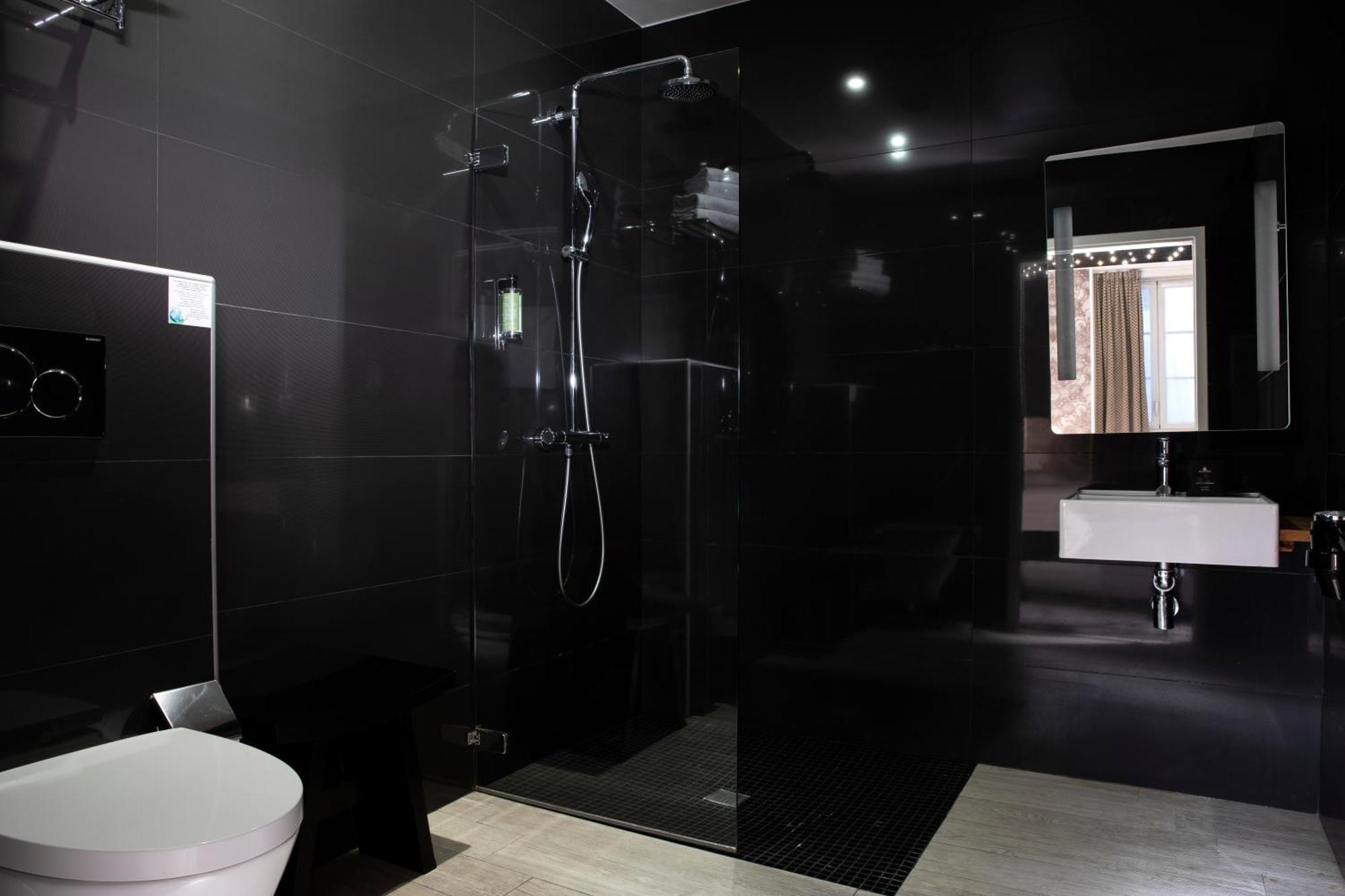 Homee Double Room Sauna access