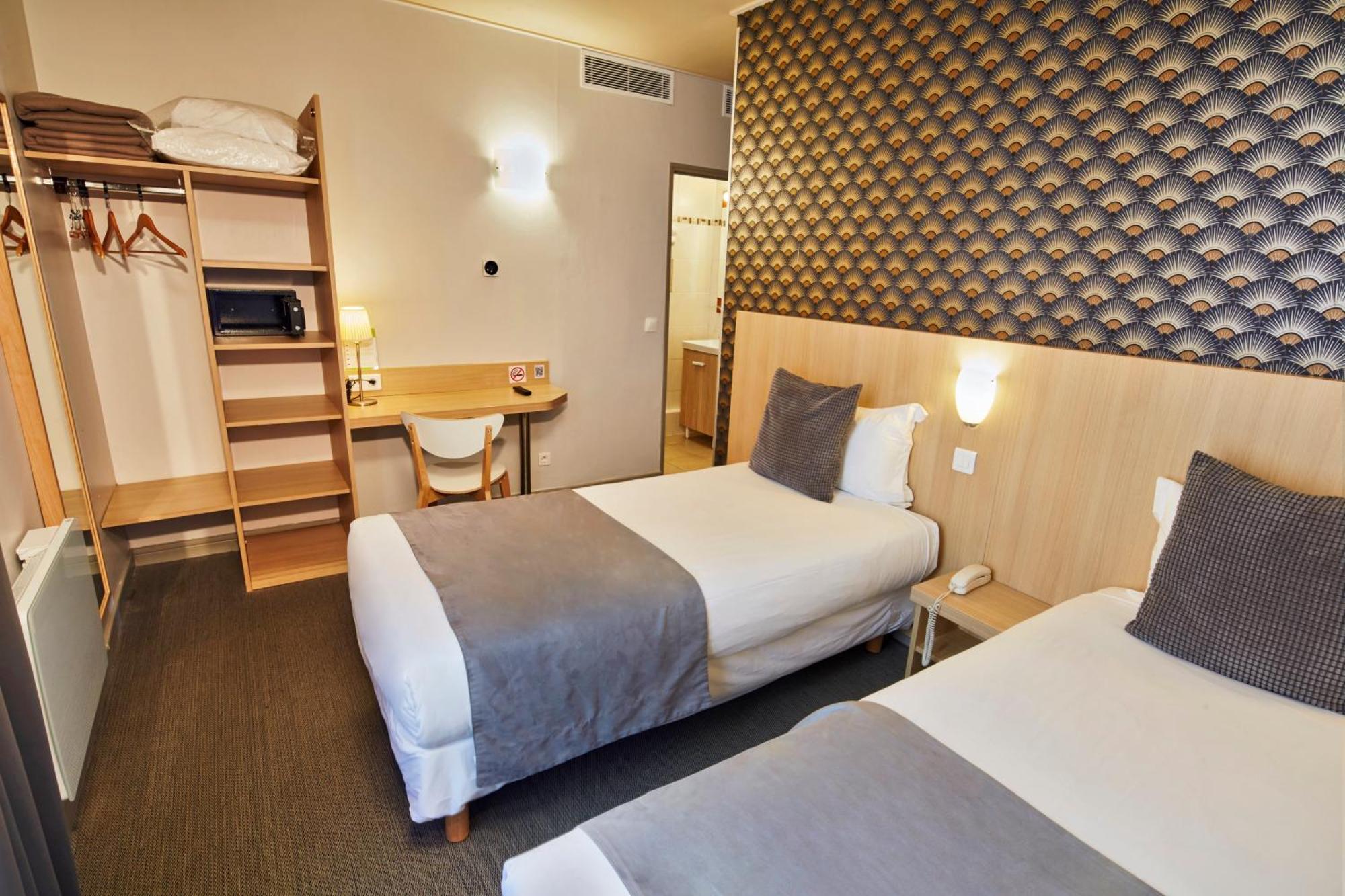 Family 2 Separate Double Rooms