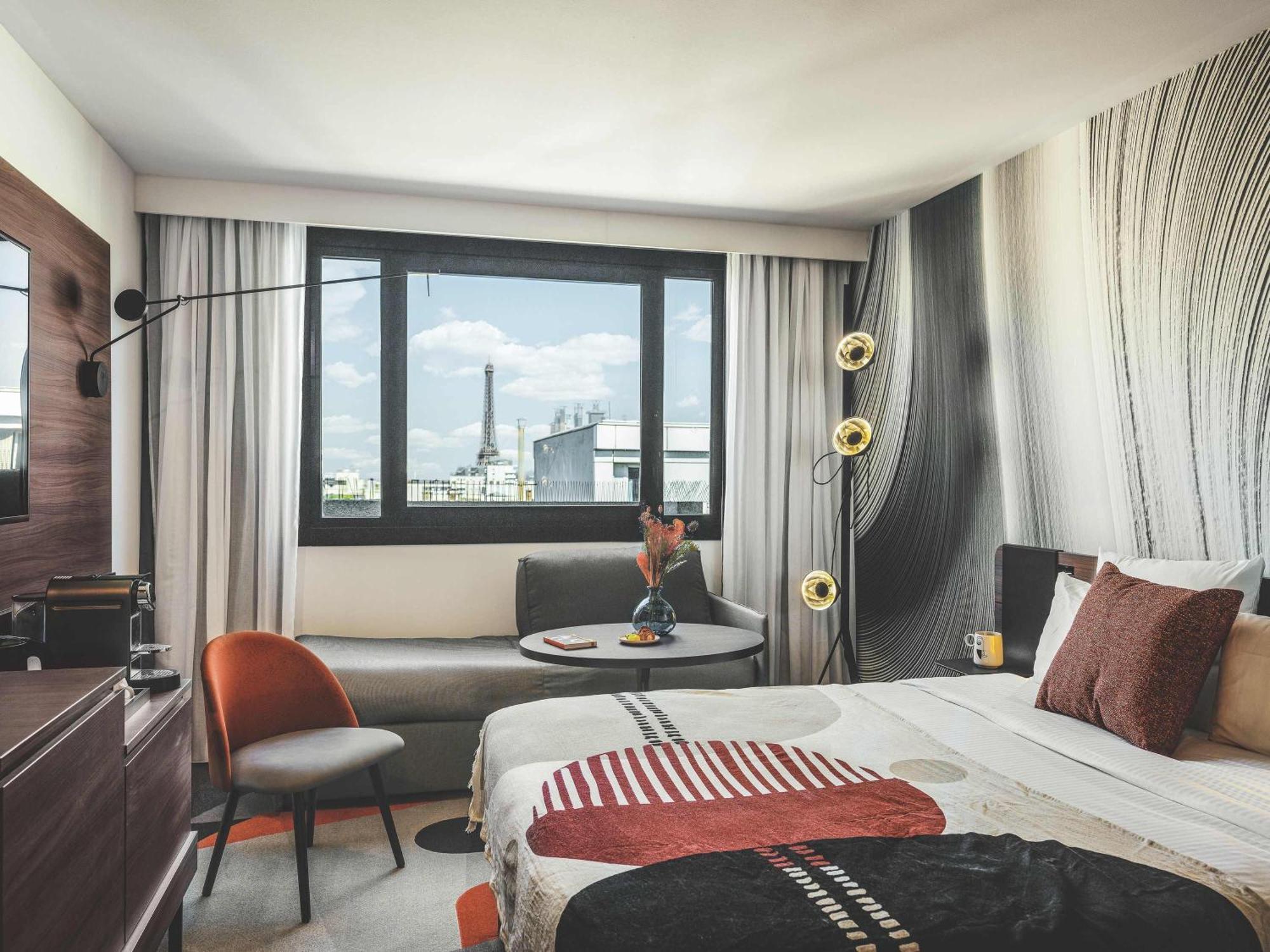 Camera Executive con 1 Letto Matrimoniale e 1 Divano Letto Singolo, Vista Torre Eiffel
