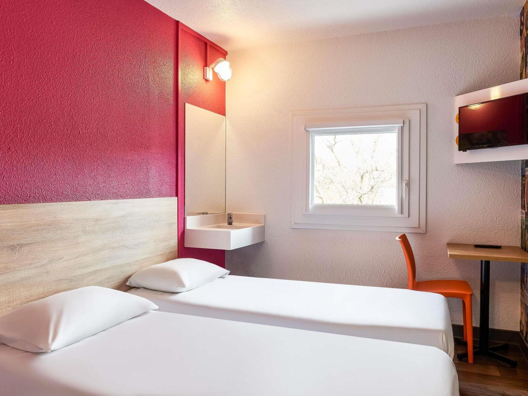 Side-Car Twin Room