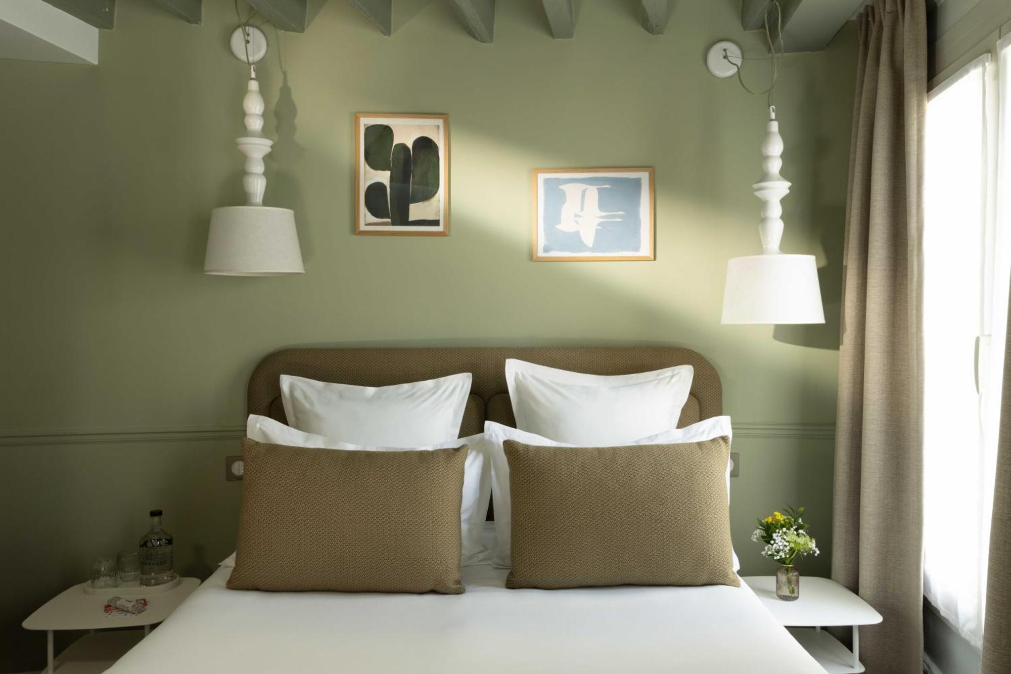 Classic Double Room