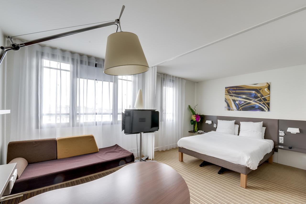 Executive Suite Sofa Bed,1672565877:JPEG