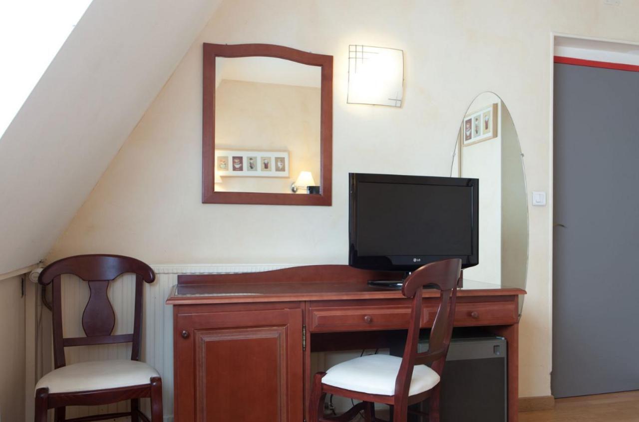 Single Room,995075839:JPEG