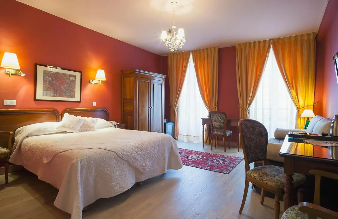 Hotel Du Palais Bourbon-1