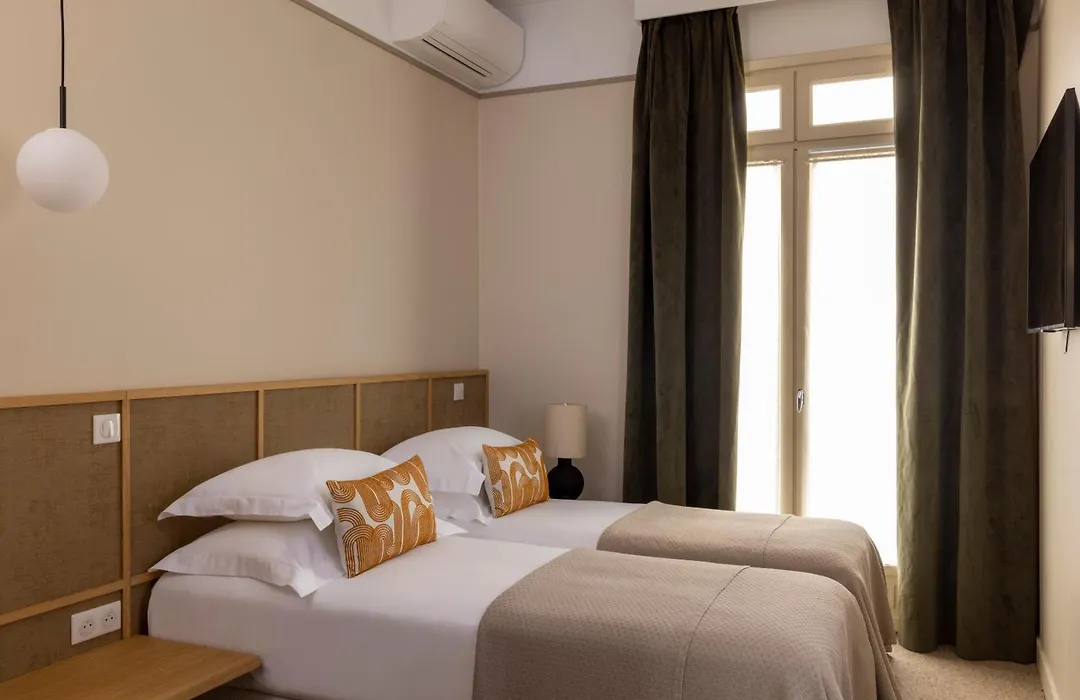 Hotel Joe M-1