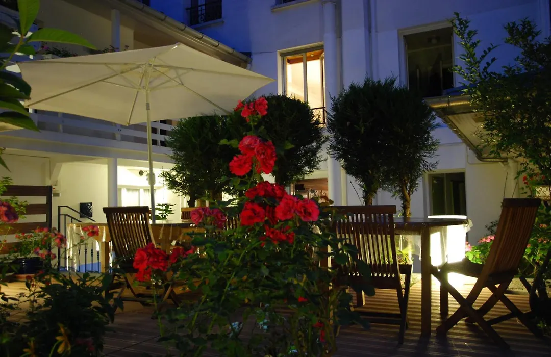 Hotel Alhambra-1