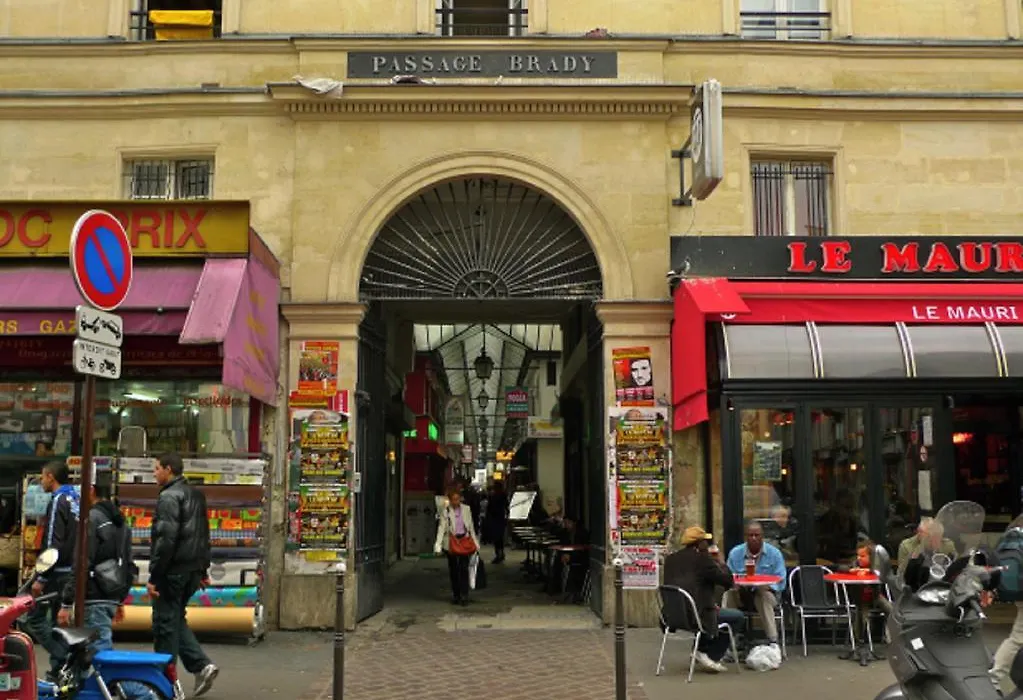 Cédric Accueille - Homestay PARIS-1