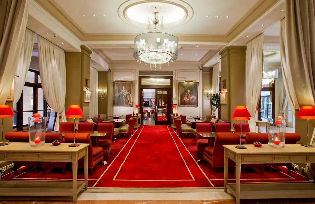 Hotel California Champs Elysees-1