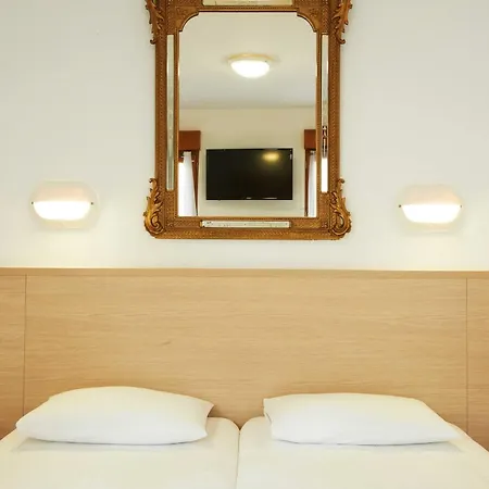 Hotel Darcet-2