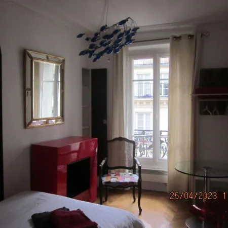 Bed And Breakfast Paris Centre-2