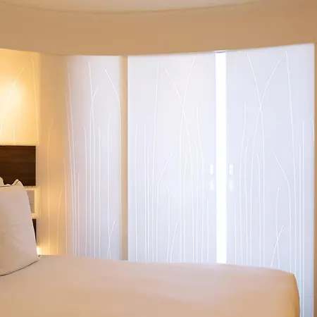 Hotel Jules & Jim-3