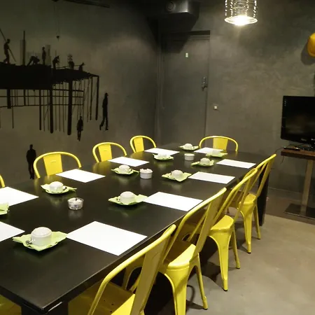 Bobo'S Hotel-2