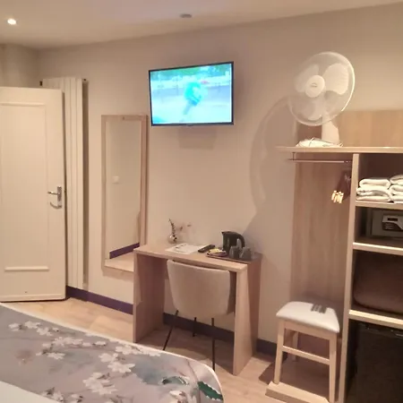 Hotel Modern Est-3