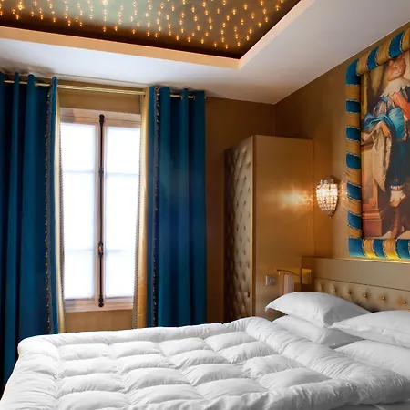 Petit Madeleine Hotel-3