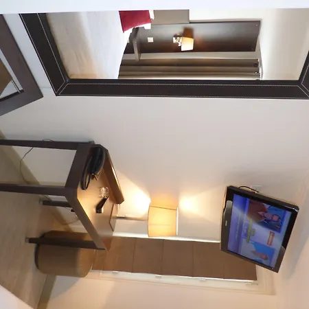 Hotel Little Regina-2
