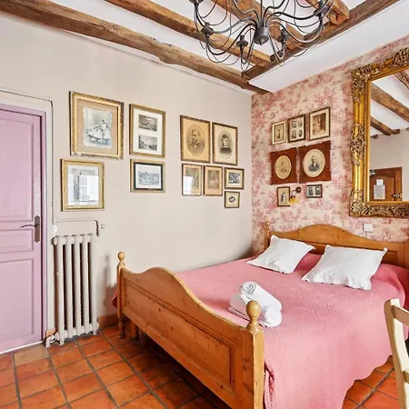 Hotel De Nesle-3