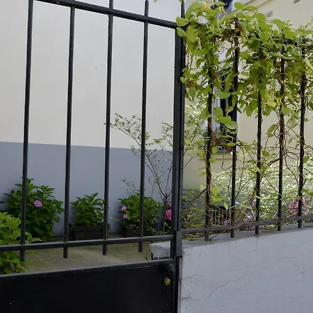 La Cour du 5ème - Chambre d'hôtes-3
